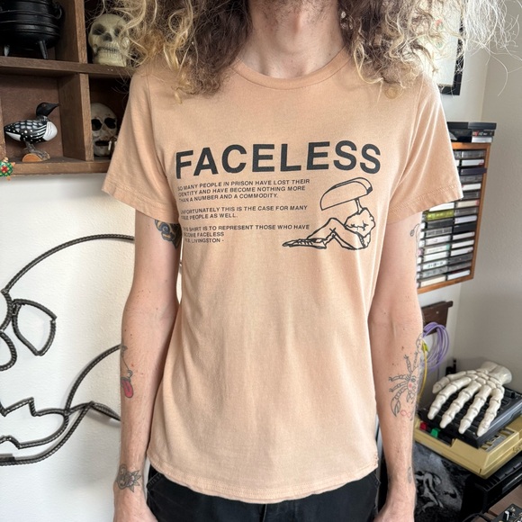 Faceless Prison Art Tan Short Sleeve Graphic Tee ~ Size Small - Picture 5 of 7
